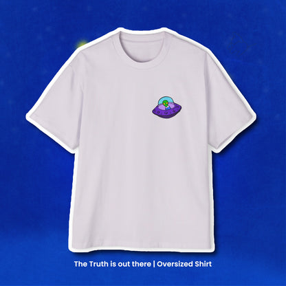 'The truth is out there' Men's Heavy Oversized Tee