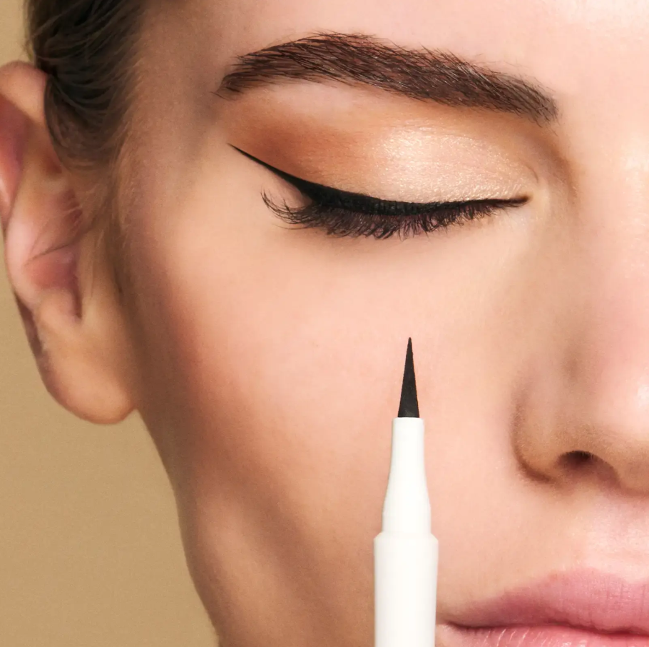 Ink Liner Black Farmasi