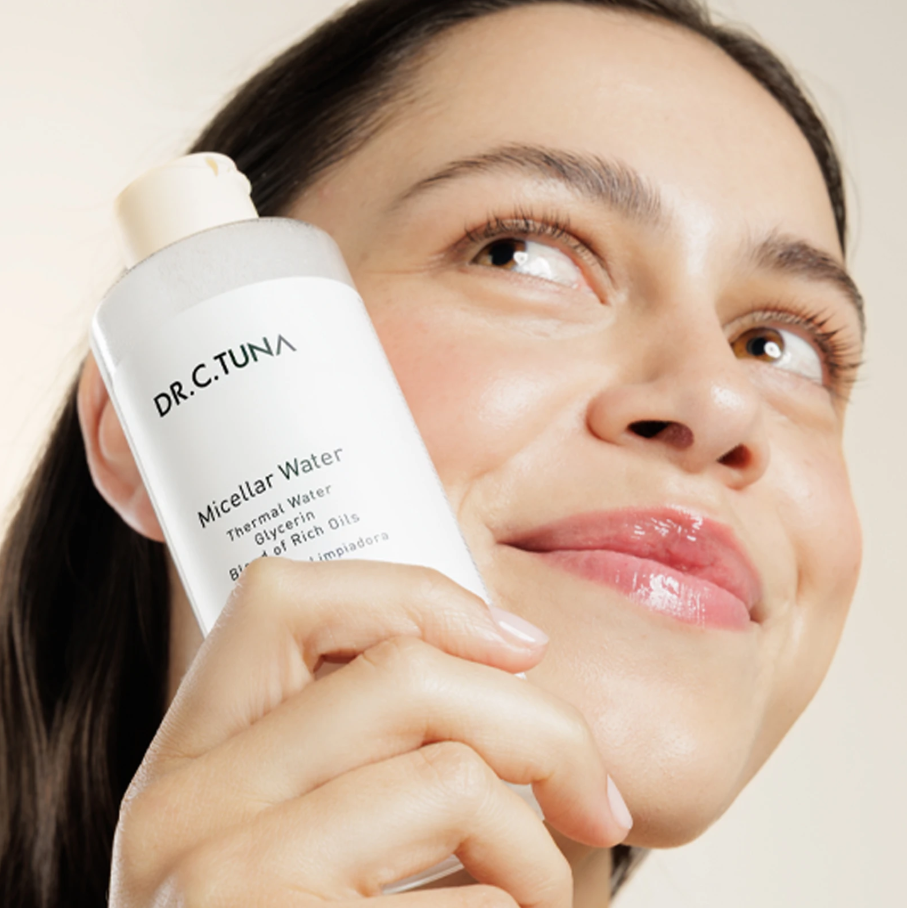 Dr. C. Tuna Micellar Cleansing Water Farmasi